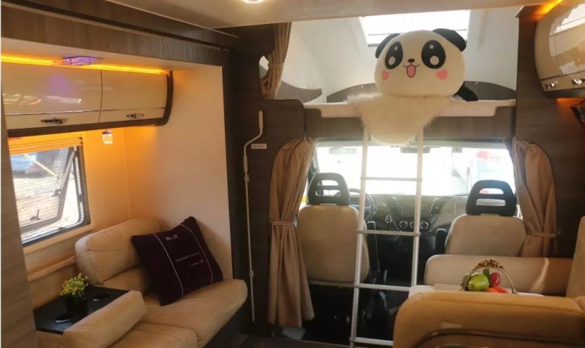 旌航房车巍浩（WH-591-2)auto_3560