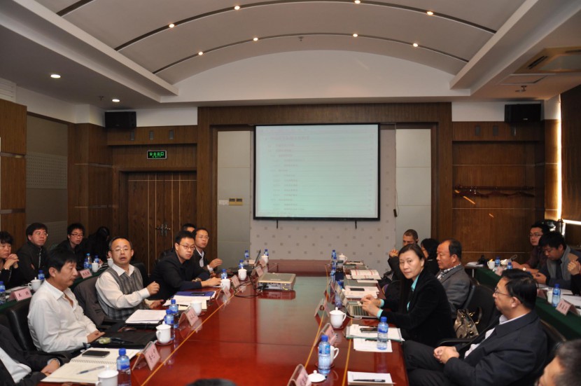 《中国房车行业标准起草和房车安全技术专题会议》在山东烟台召开 DSC_0786