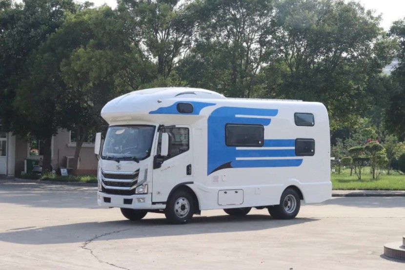 9月2日郑州房车展，新飞H300尊享版自动挡现车，阅尽山川，不忘初心！2e30f8a3e597b1db52d203f222cfb28e