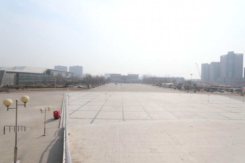 3.31郑州房车展场地河南省体育中心 WLH_2966