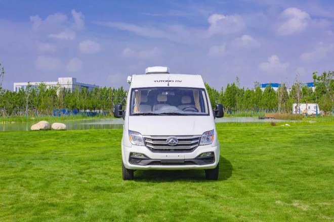 宇通房车B313房车｜加班奋斗再登热搜，完美生活究竟是哪样？图片