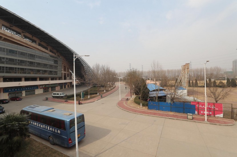 3.31郑州房车展场地河南省体育中心 WLH_2891