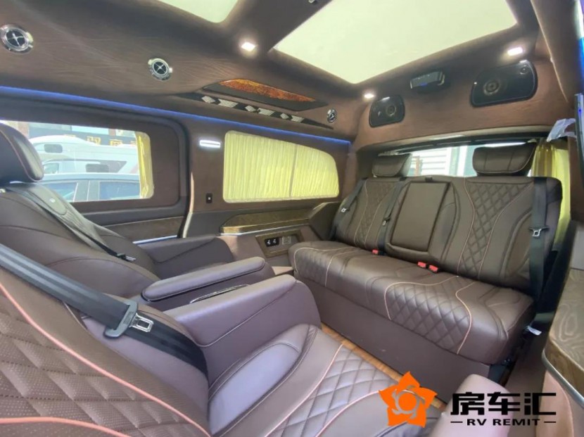 全新奔驰七座九速商务车，高顶全隔，标配空气悬挂！17.jpg