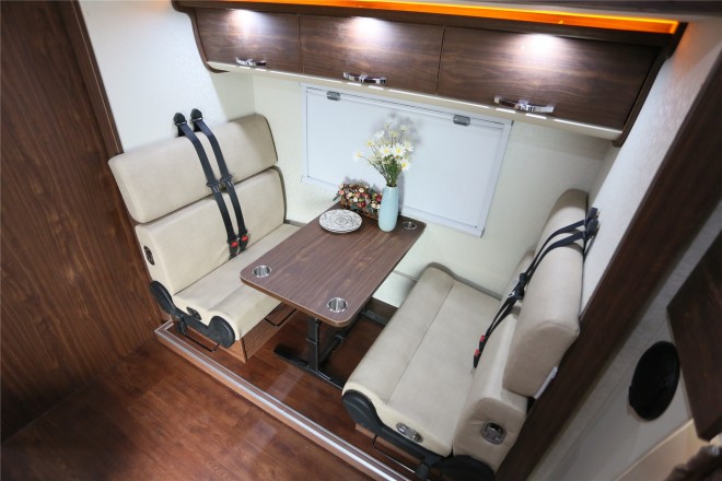 拓锐斯特依维柯C型畅游版TIC-620 55.8万起 2E1A4971