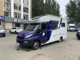 新星房车 18款进口依维柯