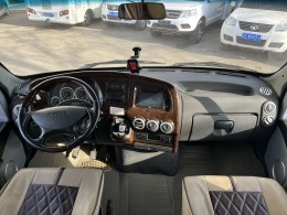 宇通 侧拓展房车
