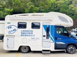 亚特 亚特双拓展进口底盘房车
