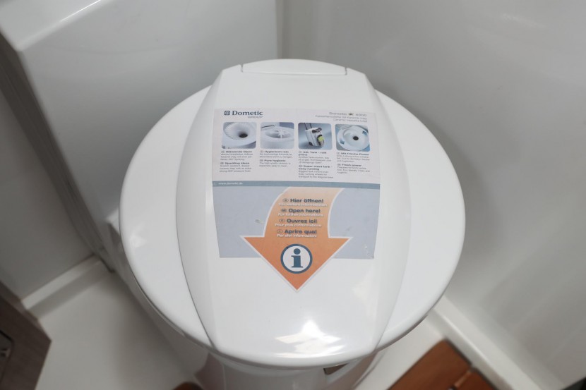 赛德房车国产依维柯C型房车 50.8万 WLH_1805