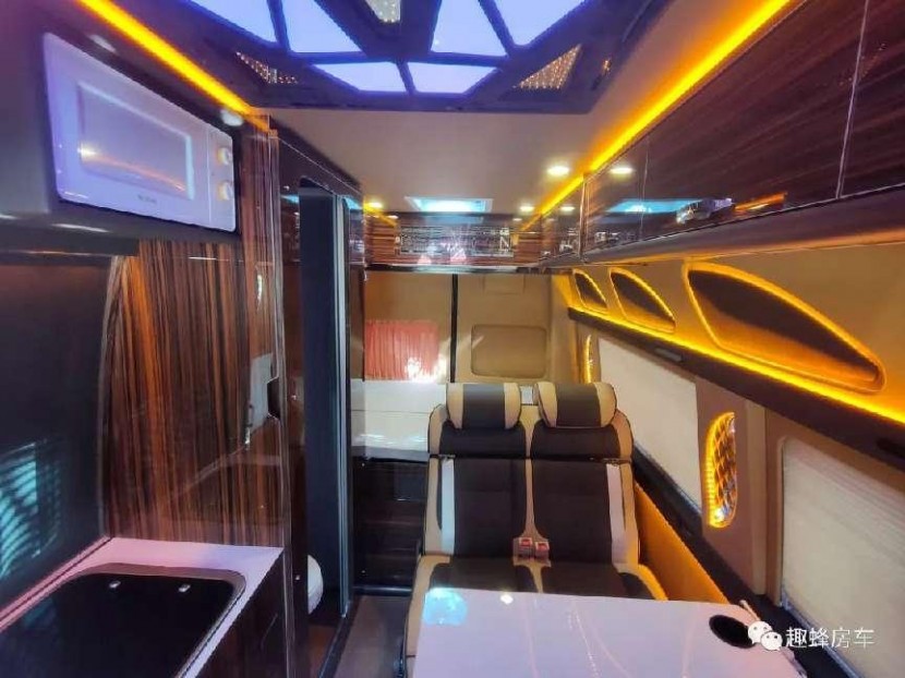 9月2日郑州房车展，趣蜂B810房车，商旅两用，竭尽所能！57cb5cefa3b1d96f0c5abdbc046c8be9_1655032137.4283_74