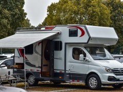 2019款博微全铝板C型房车 全铝板车身U型卡座C型