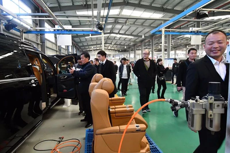 “走进铂驰工厂,解密房车生产”--铂驰房车年终感恩团购会顺利落幕