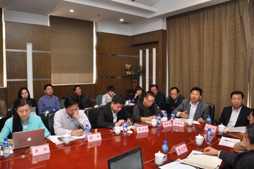 《中国房车行业标准起草和房车安全技术专题会议》在山东烟台召开 DSC_0126