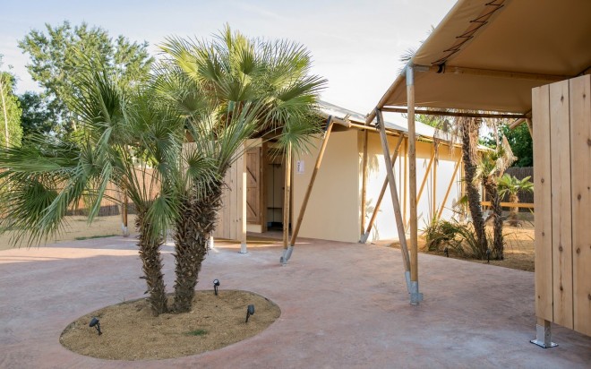 喜马拉雅公共卫浴间帐篷1c5f8337-f2ba-4bd6-bc33-18077bc279ea