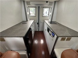 上汽大通 V90