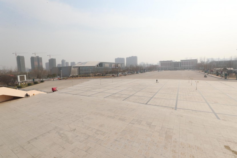 3.31郑州房车展场地河南省体育中心 WLH_3039