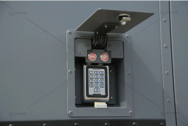 时代的领航者---诺马迪森“领航者M”越野房车图片