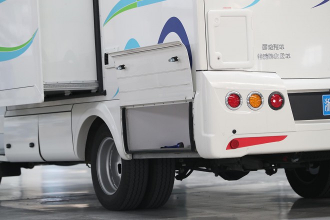 精致欧式风格、高端商务元素，“铂驰旅行家”单拓展房车 WLH_7267