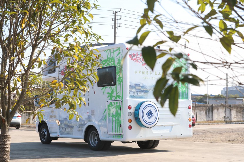 “2020款骏驰中国风”依维柯新Daily（欧胜）C型大额头房车 WLH_6749