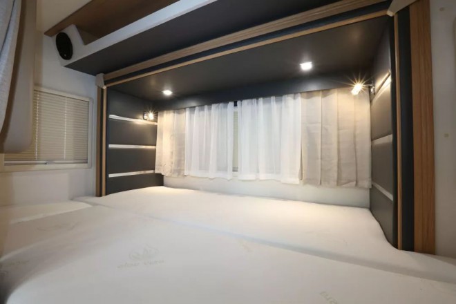 新车来了|宇通进口依维柯智能房车