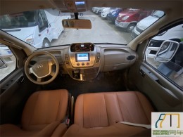 上汽大通 V80 C型房车