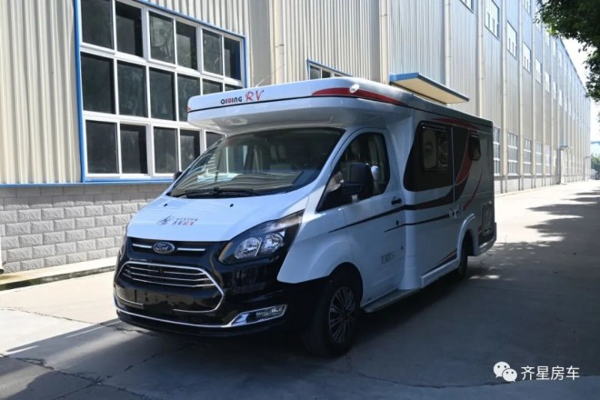 想兼得高通过性+宽敞空间？9月2日郑州房车展，这两款齐星C型升顶房车等您选择！db4f8a4d3040766895cdc6ac857e2e26