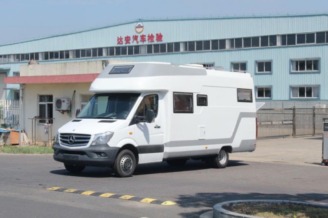 新星房车奔驰AZ房车 138万元 微信图片_20180907124614