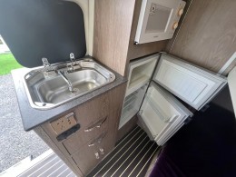 卫航 2021款V500 纵床版