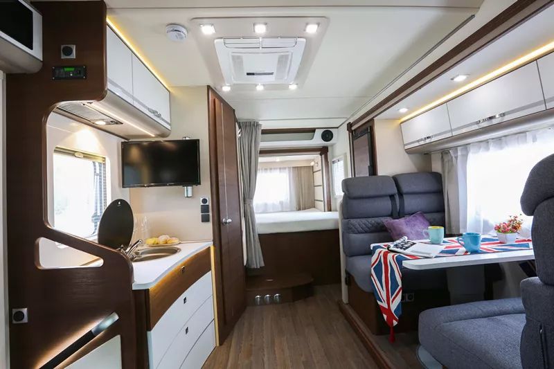 宇通房车：舒适享受一步到位，这，就是双拓展的魅力！