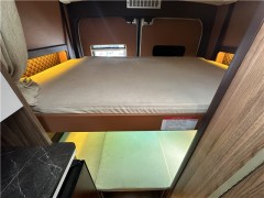 上汽大通 22款V90 B型房车