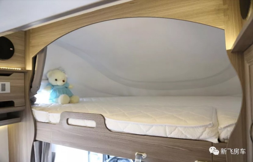 13d2b152f20fd8e9f9d0ed468ca42736