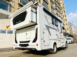 隆翠房车 2022款2022款隆翠3号C638玩家版-S双拓