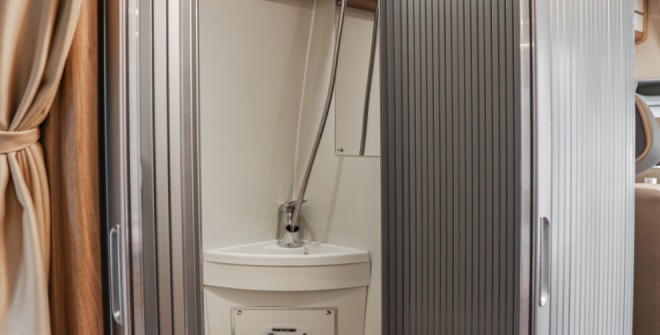 金冠宾歌B900B型房车——驾车行四海，足迹遍五湖！822c19d68e2cc8dbb27d17853acde634