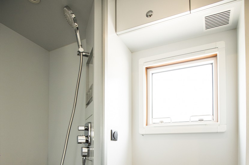 德野奔驰6X6越野房车征途者B诺马迪森房车戈壁荒漠无限征途这是描述信息