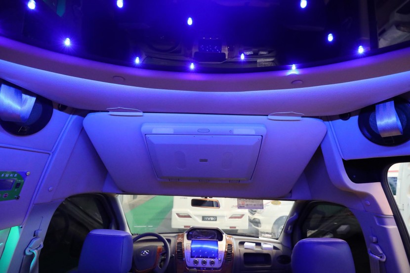 景致房车大通V80加长轴商通版 42万 WLH_5784