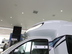 5D2_9385