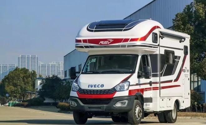 9月2日郑州房车展——瑞弗6.5T级V820房车，全新配置，全新体验！