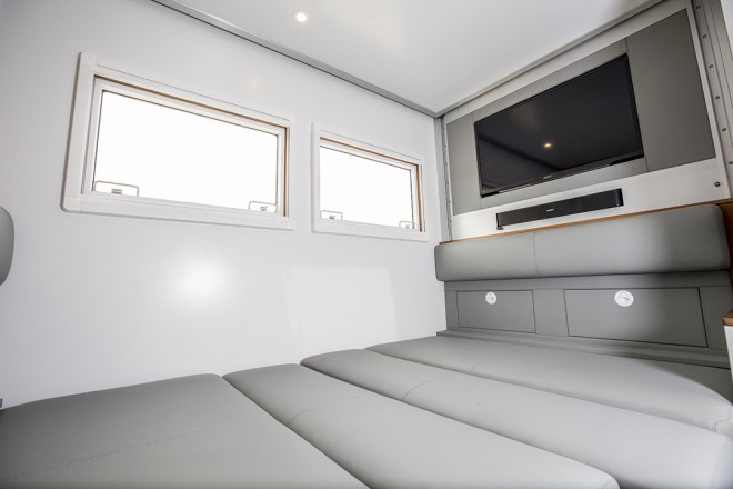 德野奔驰乌尼莫克U4000四驱越野房车终极性能撼路先锋这是描述信息