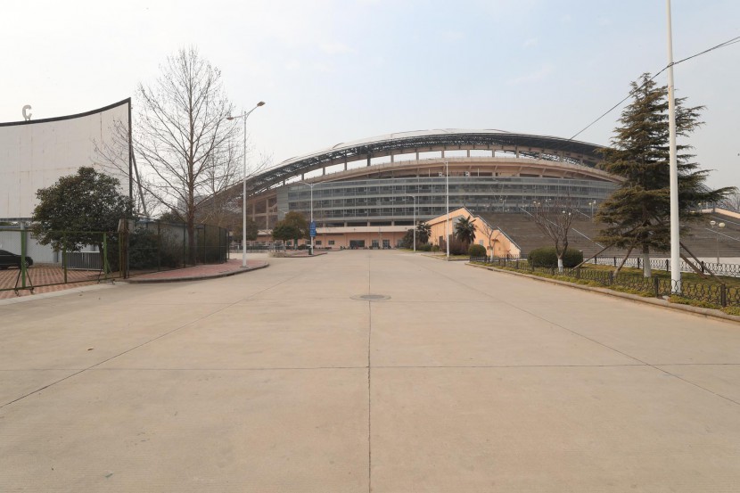 3.31郑州房车展场地河南省体育中心 WLH_2846