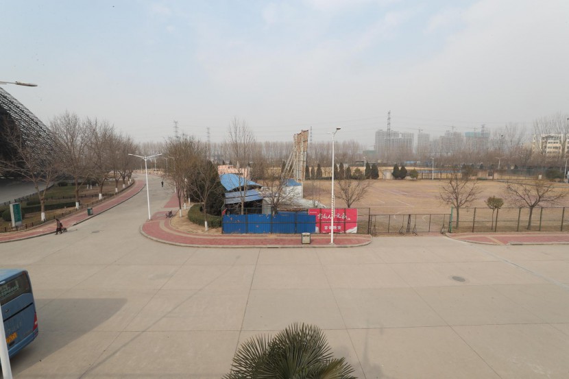 3.31郑州房车展场地河南省体育中心 WLH_2887