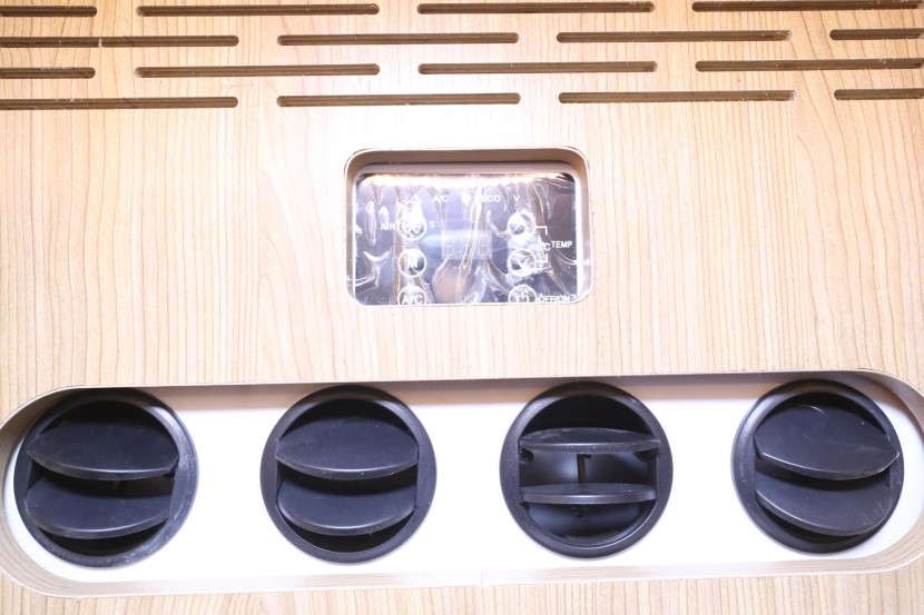 双景房车（国六）大通B型长轴高顶房车 25.8万元 WLH_4880