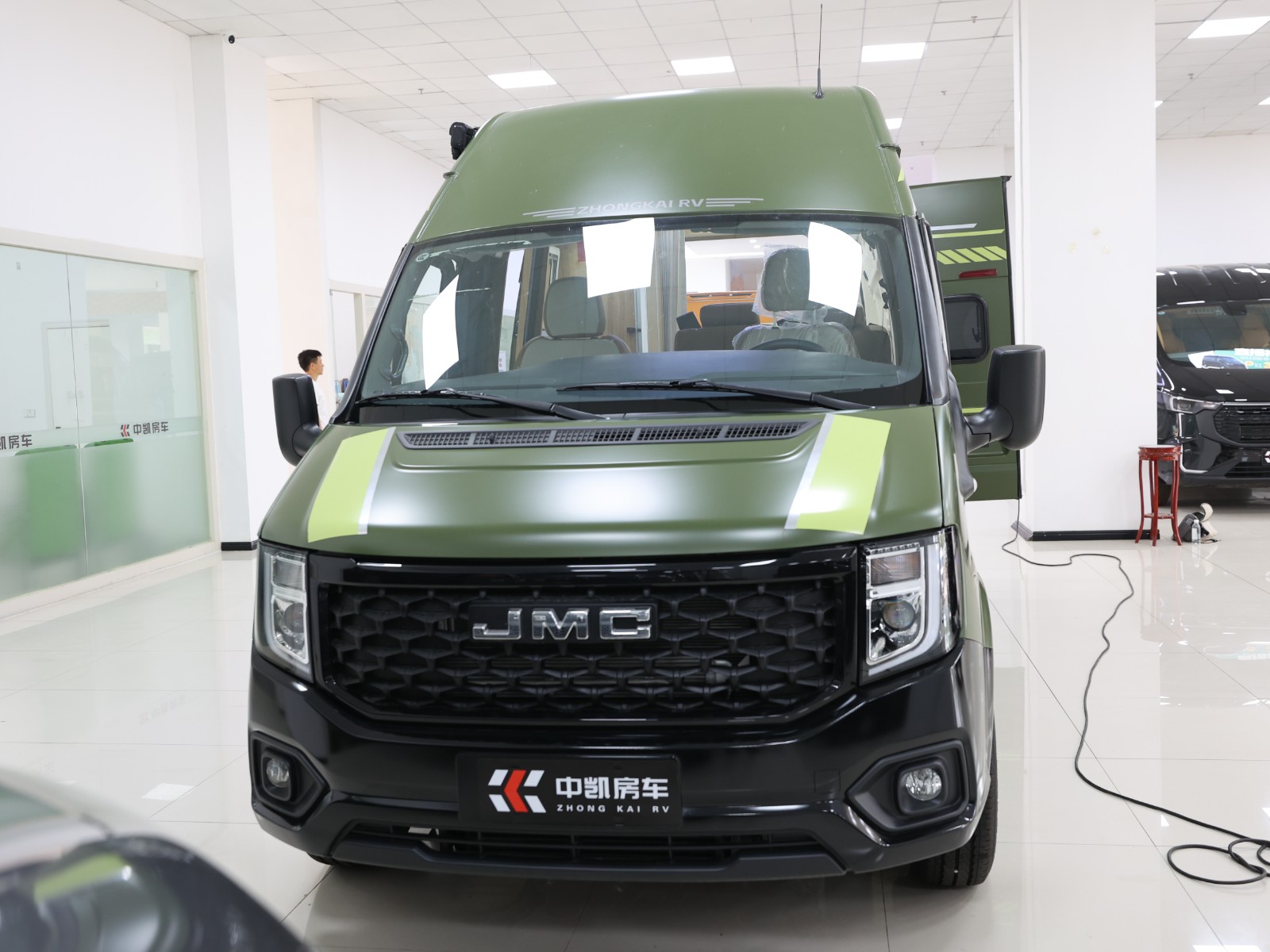 中凯 江铃福顺JMC B型车后横床