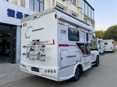 2023 款 上汽大通 T90 星际 H 开拓者1号 C型房车 T90C型房车
