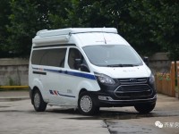 齐星新全顺B型房车