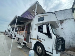 轻卡H 500 轻卡升顶C型房车