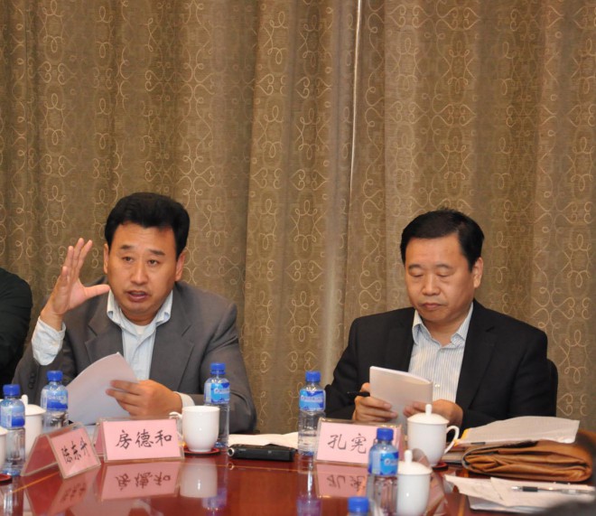 《中国房车行业标准起草和房车安全技术专题会议》在山东烟台召开 中国汽车工业协会旅居车(房车)委员会秘书长 房德和