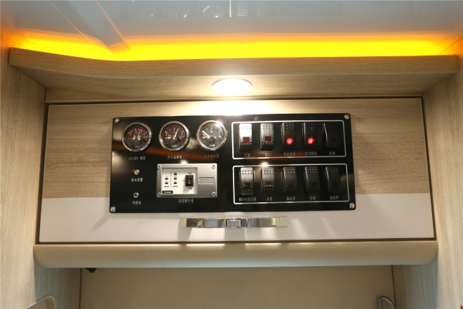 拓锐斯特依维柯C型经典版TIC-600 48.8万起 00001269