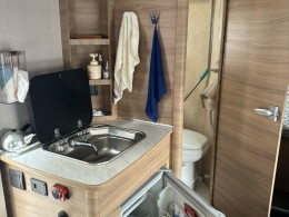 巨威 C型