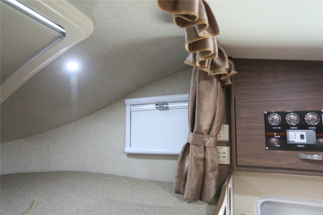 拓锐斯特依维柯C型畅游版TIC-620 55.8万起 2E1A4940