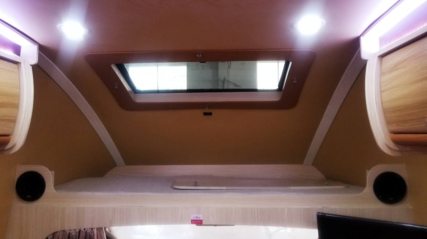 爱旅途房车大通C型居家版小额头旅居房车 停售 138108318187081876