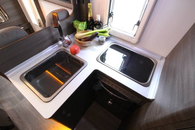 旌航房车巍浩(WH-590-III)auto_2999